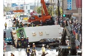 Japan conducts major earthquake drills nationwide