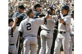 H. Matsui records 100th RBI as Yankees destroy Oakland