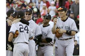 Yankees clinch American League East title