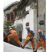 Japanese rescue workers in northern Pakikstan