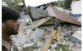 Japanese rescue workers in northern Pakikstan