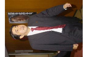 Koizumi to reshuffle Cabinet, Abe seen tapped