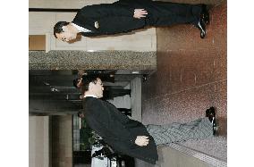 Kuroda arrives at Imperial Hotel for wedding to Princess Sayako