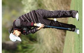 Miyazato, Pressel share lead at LPGA qualifier