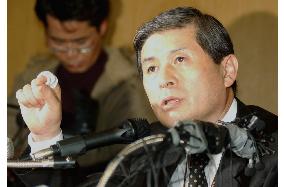S. Korean scientist denies allegations of stem cell fabrication