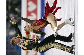 Navka, Kostomarov claim ice dance title