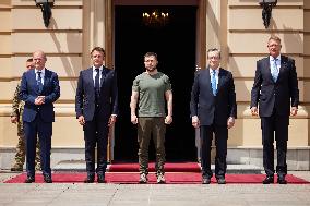 UKRAINE-KIEV-ZELENSKY-EUROPEAN LEADERS-MEETING