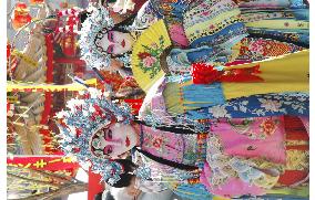 Spring Festival celebrated in Kobe's China Town