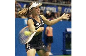 Hingis battles back to down Dechy at Toray Pan Pacific Open