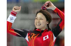 Okazaki narrowly misses medal in women's 500m speed skating