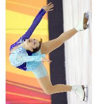 Arakawa wins gold in women's figure skating