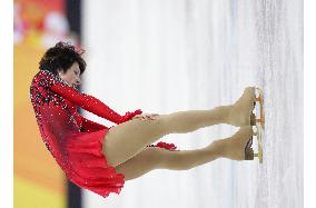 Russia's Slutskaya misses gold in figure skating
