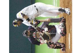 Pro baseball season begins with PL games