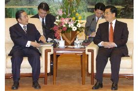 China's Hu says will meet Koizumi if shrine visits halted