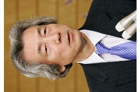 Koizumi to outpace Nakasone as Japan's 3rd-longest-serving premier