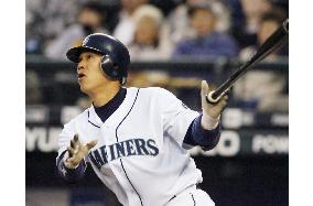 Mariners' Jojima hits season's second solo homer