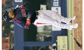 Swallows defeat BayStars