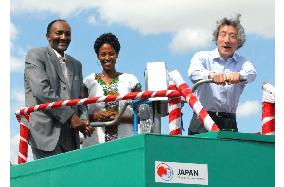 Prime Minister Koizumi in Ethiopia