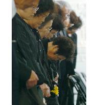 Minamata disease victims mourned on 50th anniv.