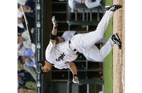 White Sox's Iguchi goes 1-for-5 against Mariners