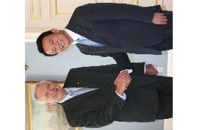 Foreign Minister Aso visits Lithuania