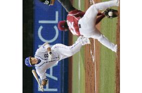 BayStars infielder Ishii gets 2,000th career hit