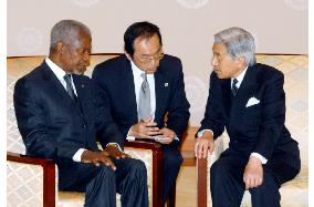 Annan meets with emperor