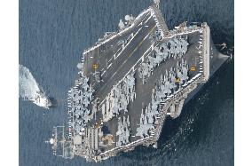Nuclear-powered U.S. aircraft carrier calls at Sasebo