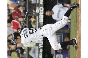 Mariners' Ichiro extends hitting streak to 18 games