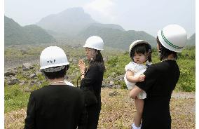 City marks 15th anniversary of Mt. Unzen eruption