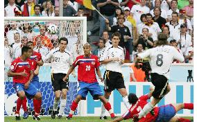 Frings scores Germany's 4th