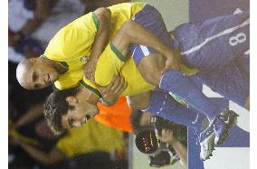 Holders Brazil off to winning start in 2006 World Cup finals