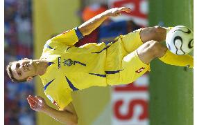 Spain beat Ukraine 4-0 in Group H match in 2006 World Cup