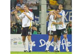 Germany beat Poland 1-0 in Group A match in 2006 World Cup