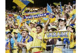 Ukraine dump Saudis 4-0 to edge closer to last 16