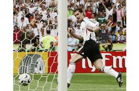 Ecuador vs. Germany in World Cup