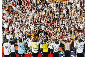 Ecuador vs. Germany in World Cup