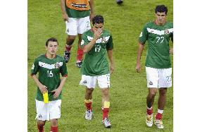 Argentina beat Mexico after extra time to advance to last 8