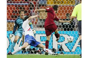 Portugal beat Netherlands 1-0 to advance to World Cup last 8