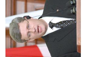Koizumi, Harper agree to cooperate on terrorism, N. Korea nukes