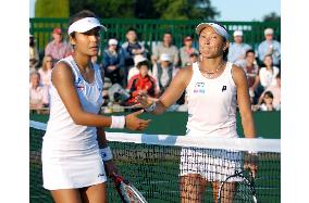 Sugiyama ousts Morigami, to face Hingis in Wimbledon 3rd round