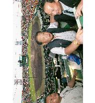 Enatsu reflects back on spirited baseball life