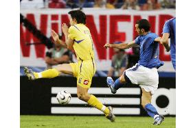 Italy vs Ukraine in World Cup quarterfinal