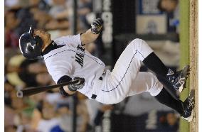 Ichiro snaps hitless slump, but Mariners fall to Tigers