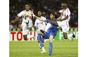 Italy win 2006 FIFA World Cup