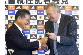 JFA finalizes deal with Osim for Japan coach job