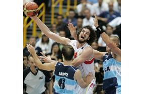 Spain beats Argentine 75-74 at World Basketball Championships