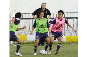Japan squad tunes up for match against Yemen