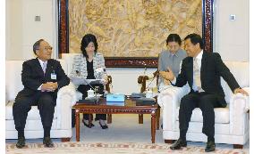 Keidanren chief meet with Chinese commerce minister