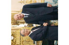 Nippon Keidanren's Mitarai meets with Pres. Chirac